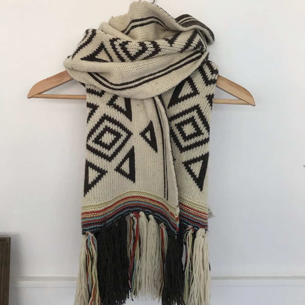 Chunky Southwest style scarf